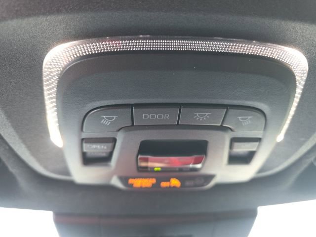 Used 2024 Toyota Corolla Cross SE w/ Moonroof Package image 21