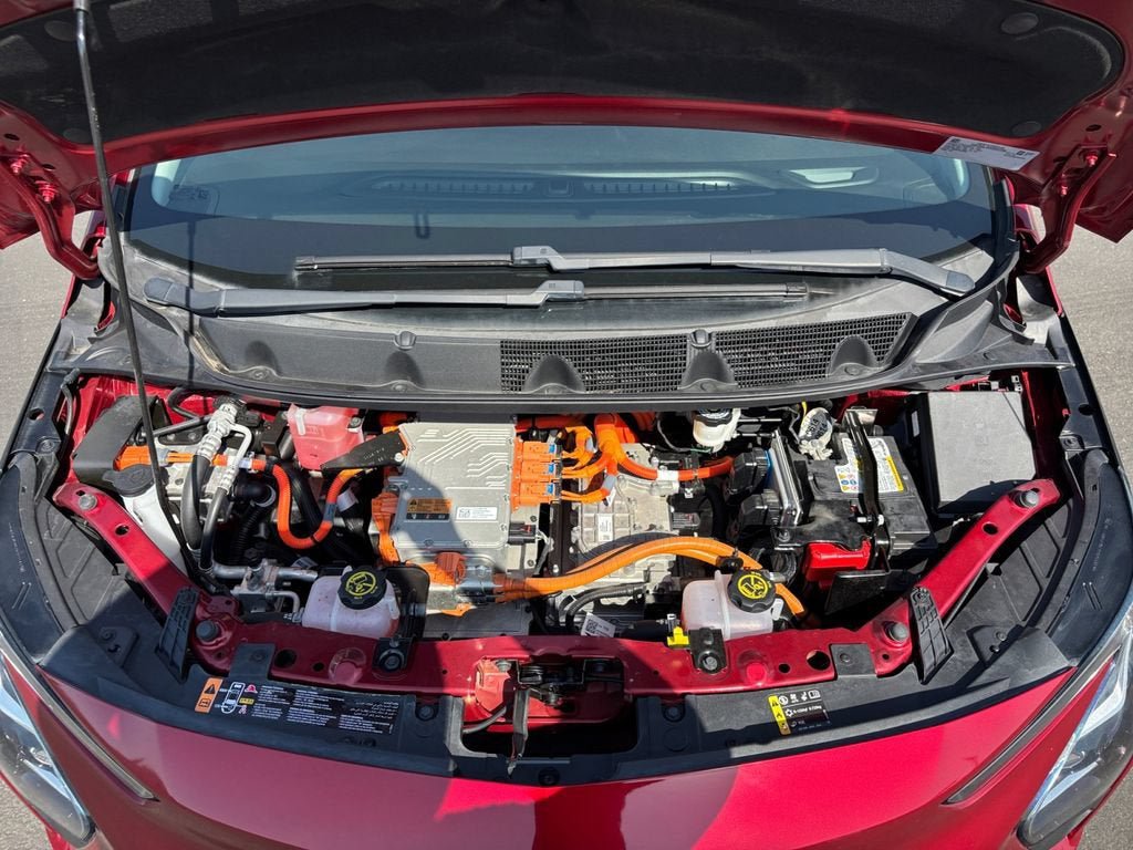 Certified 2022 Chevrolet Bolt LT w/ Infotainment Package FWD image 20