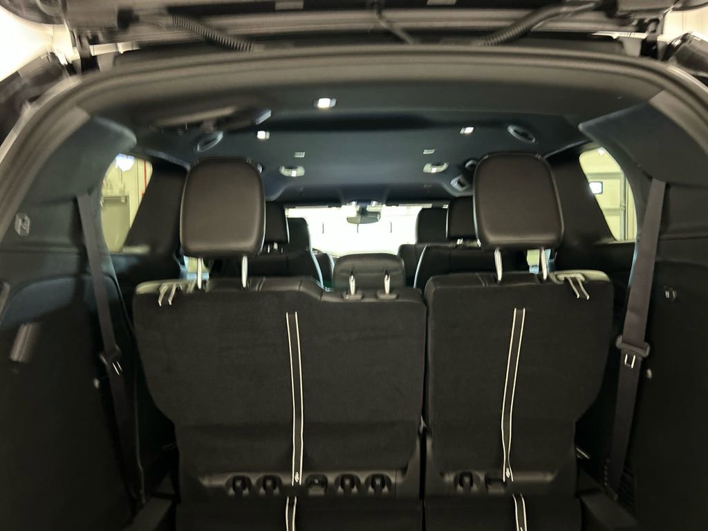 New 2025 Chrysler Pacifica Select image 32