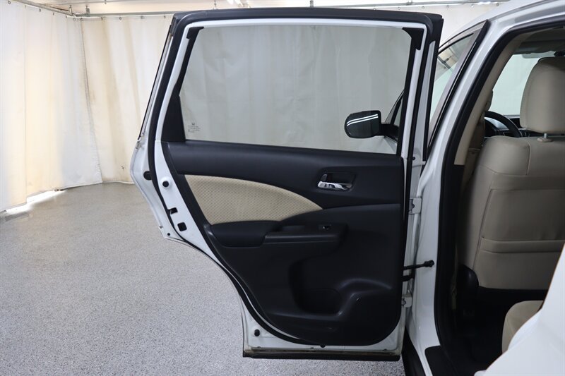 Used 2015 Honda CR-V EX image 27
