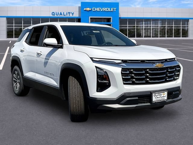 New 2027 Chevrolet Equinox LT w/ Convenience Package II FWD image 1