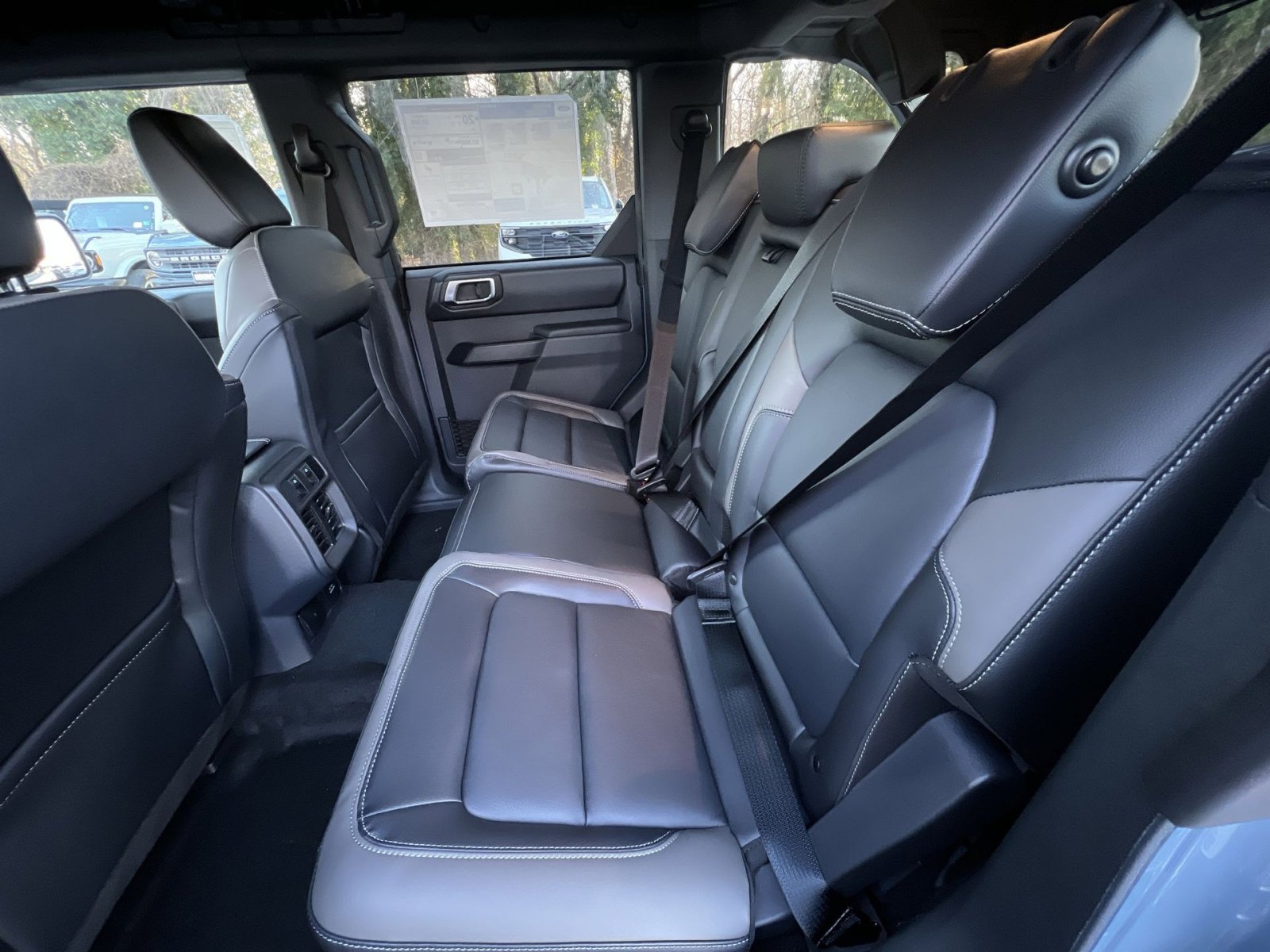 New 2025 Ford Bronco Outer Banks image 24