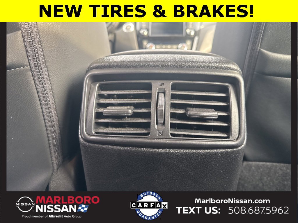 Certified 2022 Nissan Rogue Sport SV w/ Technology Package image 18