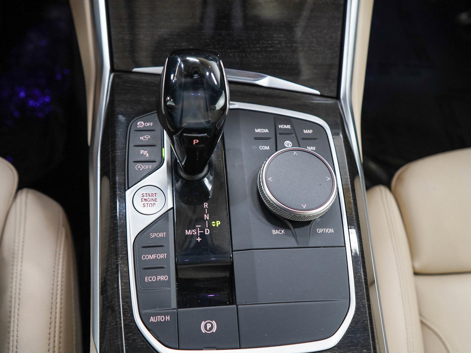 Used 2021 BMW 430i Coupe w/ Convenience Package RWD image 19