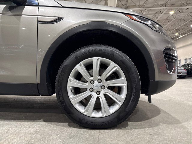 Used 2017 Land Rover Discovery Sport SE image 83