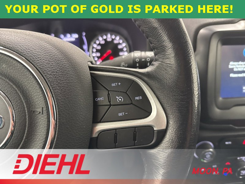 Used 2018 Jeep Renegade Latitude w/ Cold Weather Group image 23