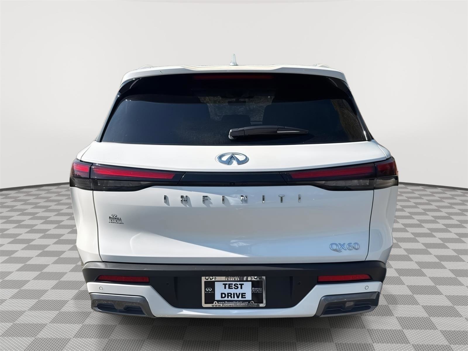Certified 2025 INFINITI QX60 Sensory image 7