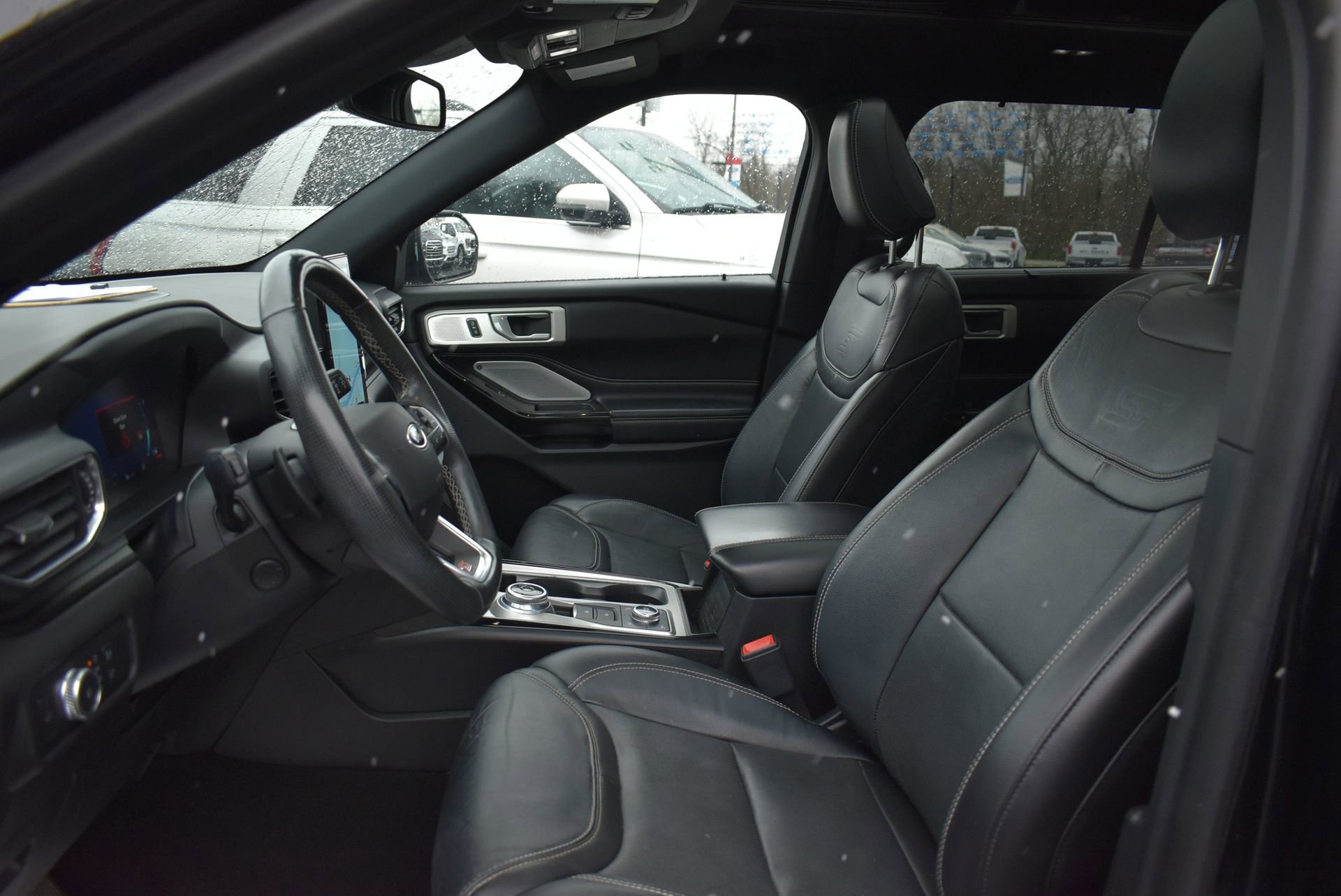 Used 2021 Ford Explorer ST w/ Equipment Group 401A image 14