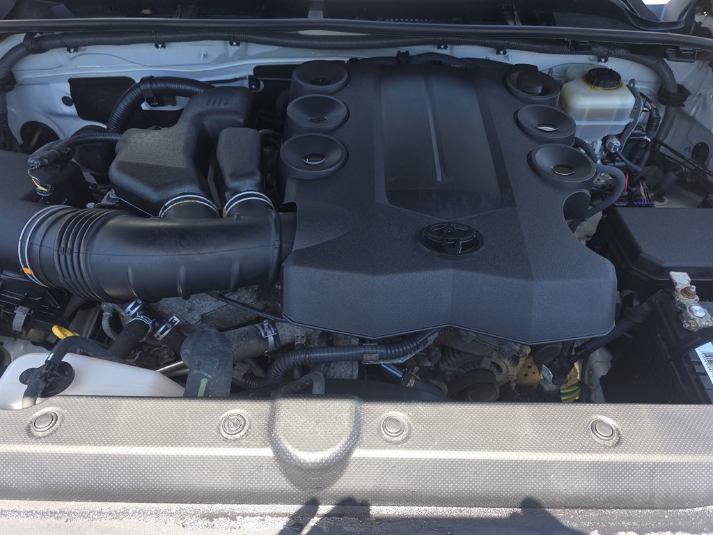 Used 2015 Toyota 4Runner SR5 Premium AWD/4WD image 14