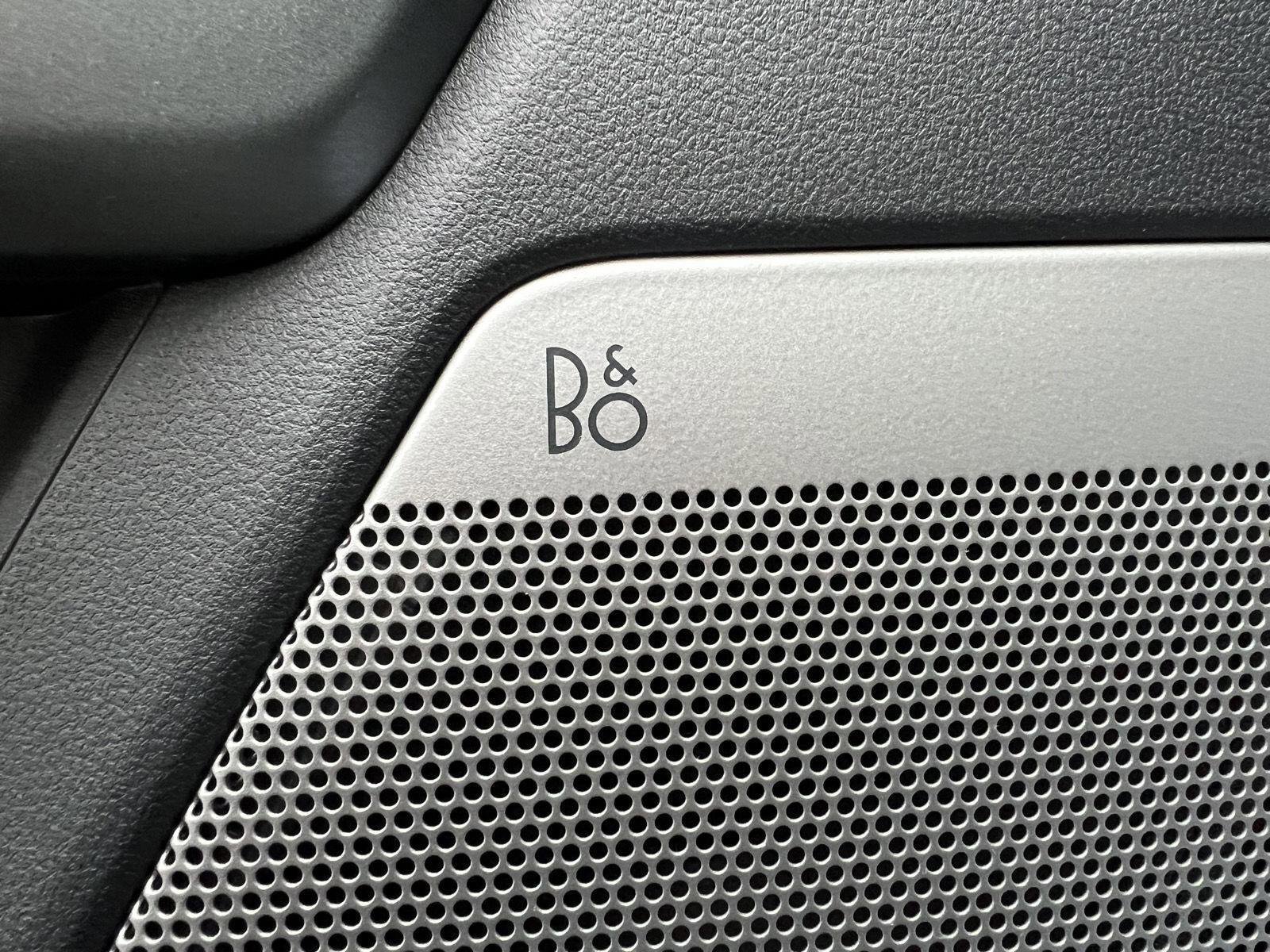 New 2026 Ford F350 Lariat w/ Black Appearance Package image 18