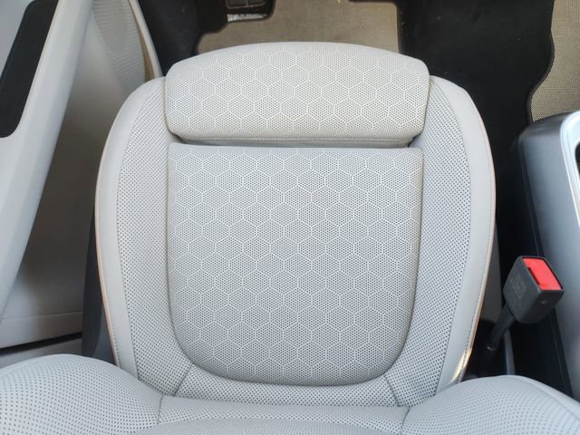 New 2025 Volkswagen ID. Buzz Pro S Plus image 22