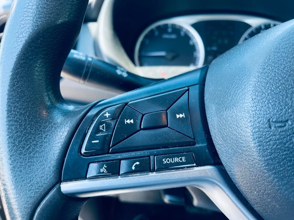 Used 2021 Nissan Kicks S FWD image 15