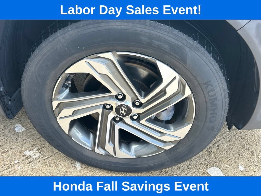 Used 2022 Hyundai Santa Fe SEL w/ Convenience Package FWD image 4