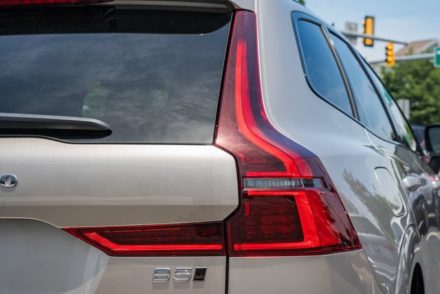 New 2026 Volvo XC60 B5 Plus w/ Protection Package Premier AWD/4WD image 7