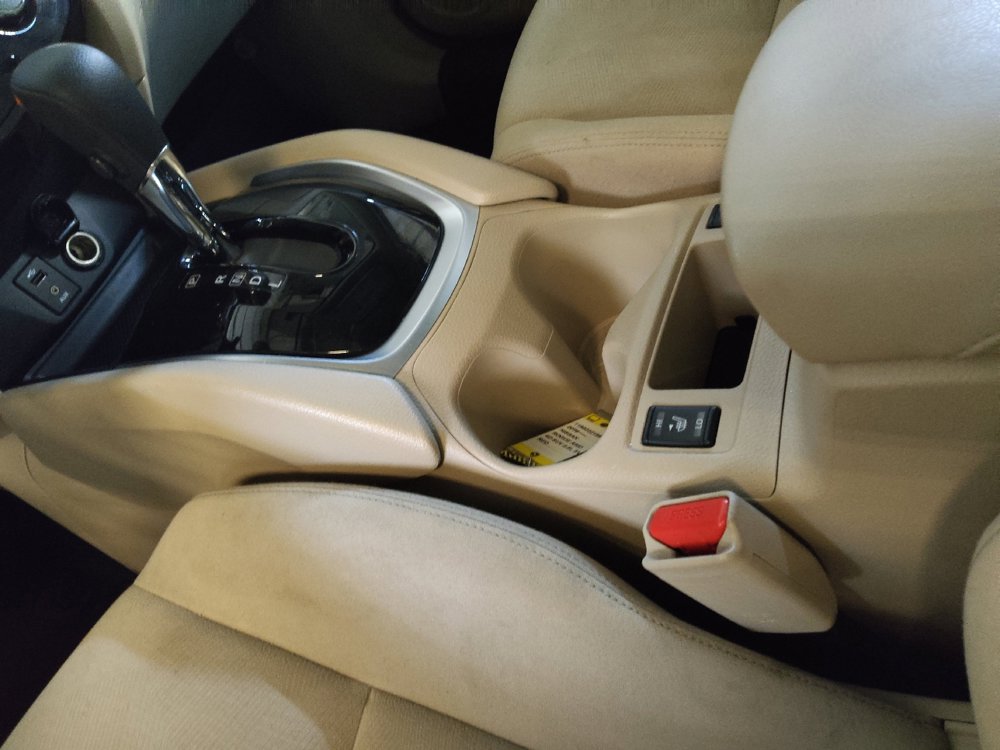 Used 2016 Nissan Rogue SV w/ SV Premium Package image 26