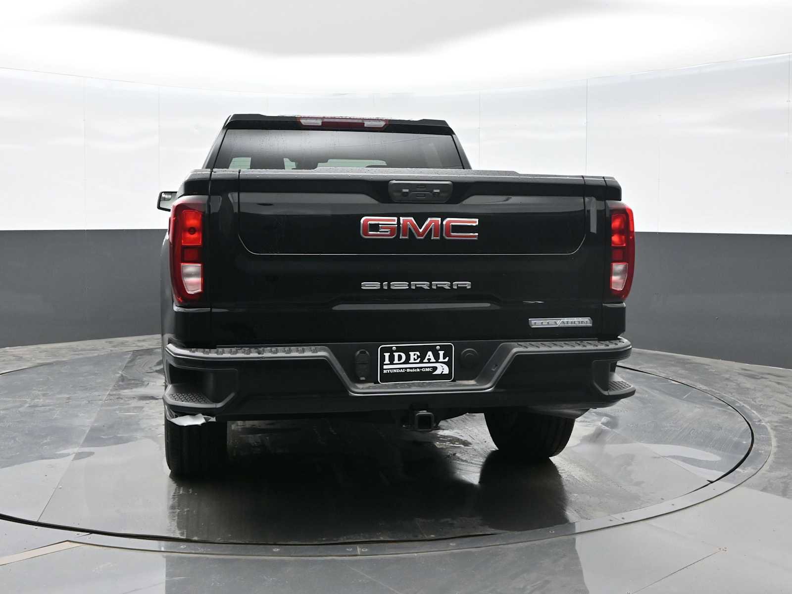 New 2026 GMC Sierra 1500 Elevation image 6