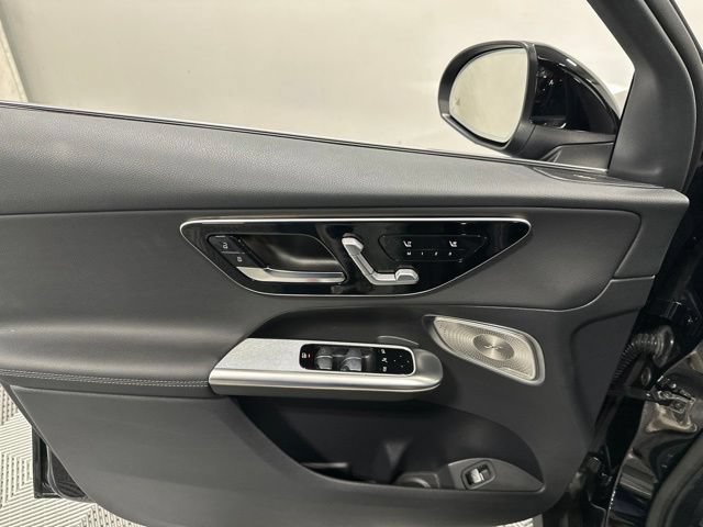 Used 2026 Mercedes-Benz GLC 300 4MATIC image 15