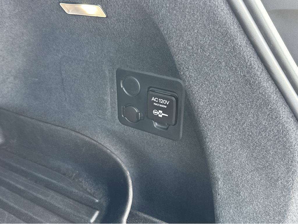 Used 2023 Fisker Ocean Ultra image 37