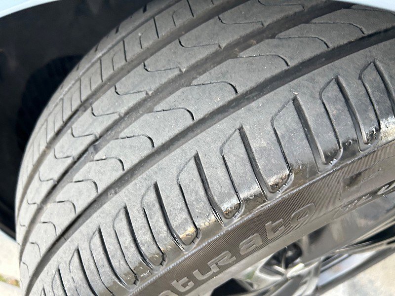 Used 2022 Audi e-tron GT Premium Plus image 36