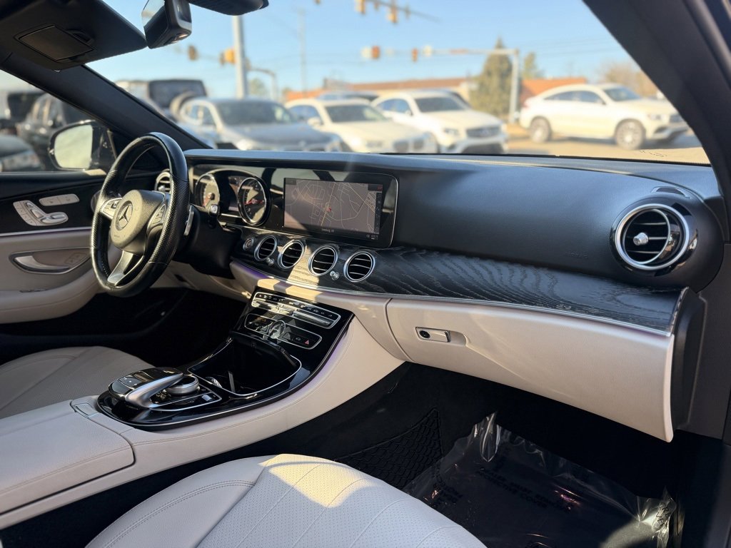 Used 2017 Mercedes-Benz E 300 4MATIC image 10