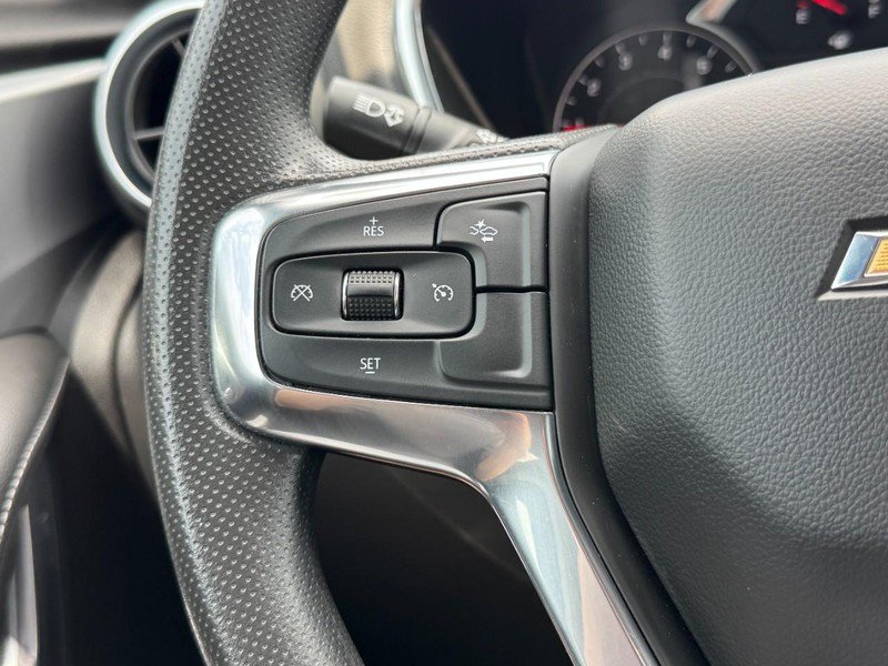 Used 2024 Chevrolet Blazer LT w/ Convenience Package FWD image 16
