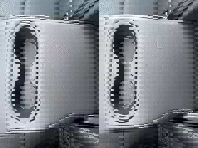 Used 2025 Toyota Prius XLE image 15