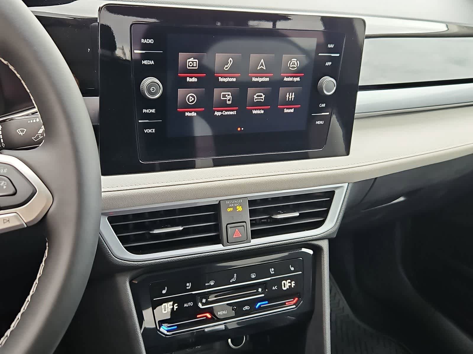 New 2026 Volkswagen Taos SEL AWD/4WD image 28