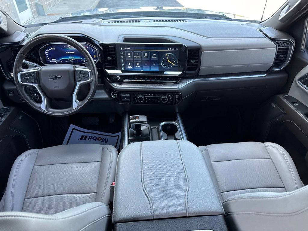 Used 2023 Chevrolet Silverado 1500 LTZ AWD/4WD image 15