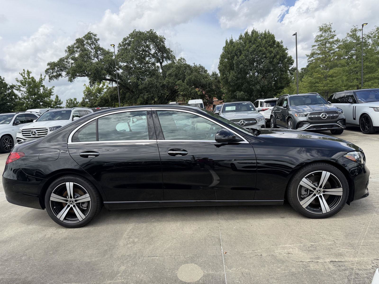 Certified 2025 Mercedes-Benz C 300 4MATIC Sedan image 28
