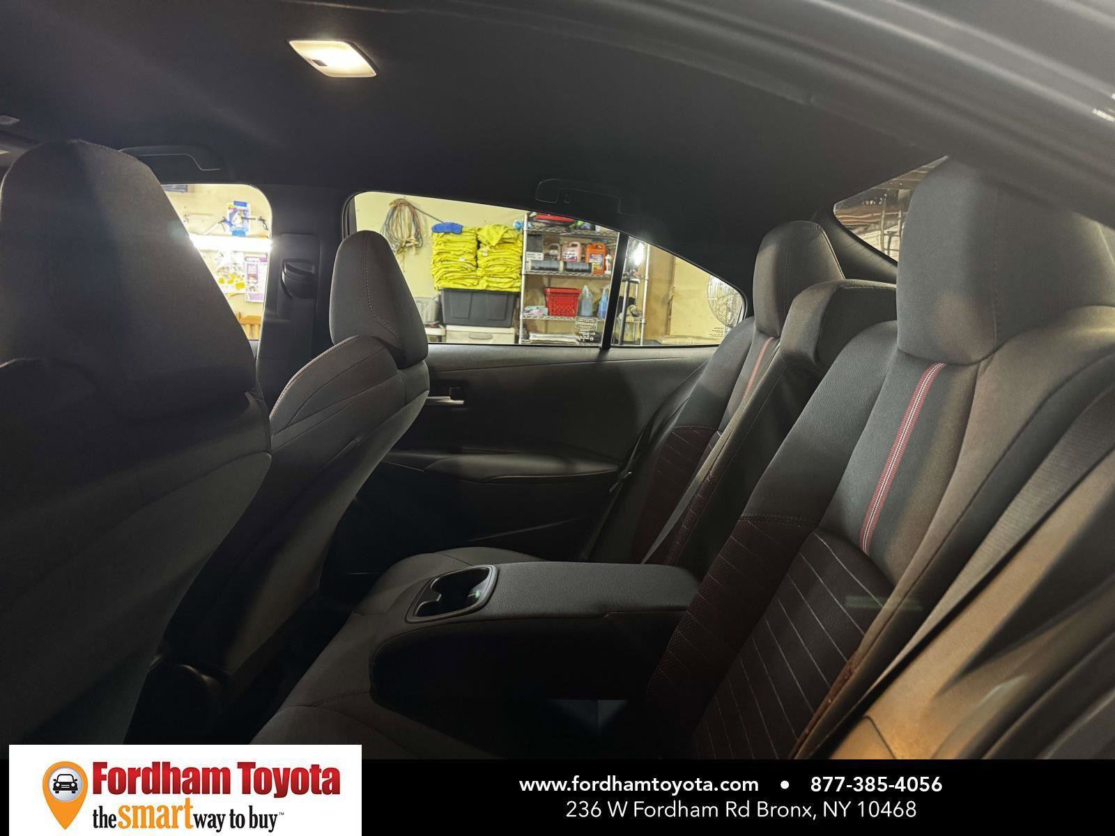Used 2023 Toyota Corolla SE FWD image 12