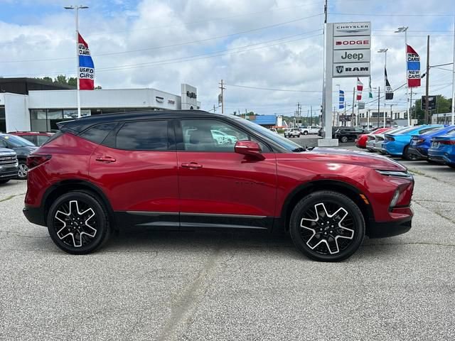 Used 2023 Chevrolet Blazer RS w/ Driver Confidence II Package image 2