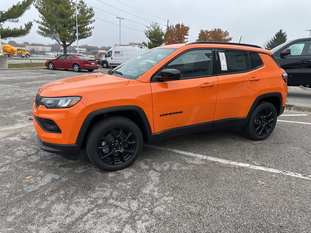 New 2026 Jeep Compass Latitude AWD/4WD image 14