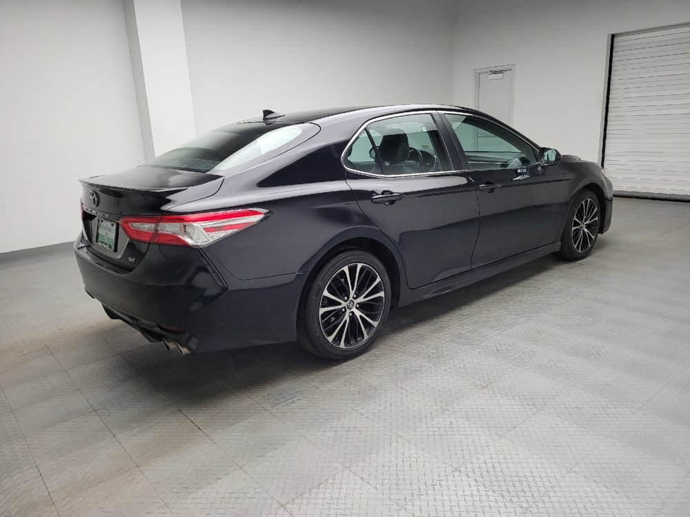 Used 2020 Toyota Camry SE image 10