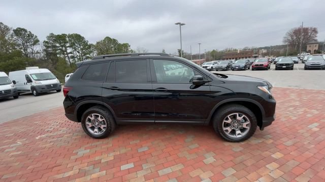 Used 2023 Honda Passport TrailSport image 2