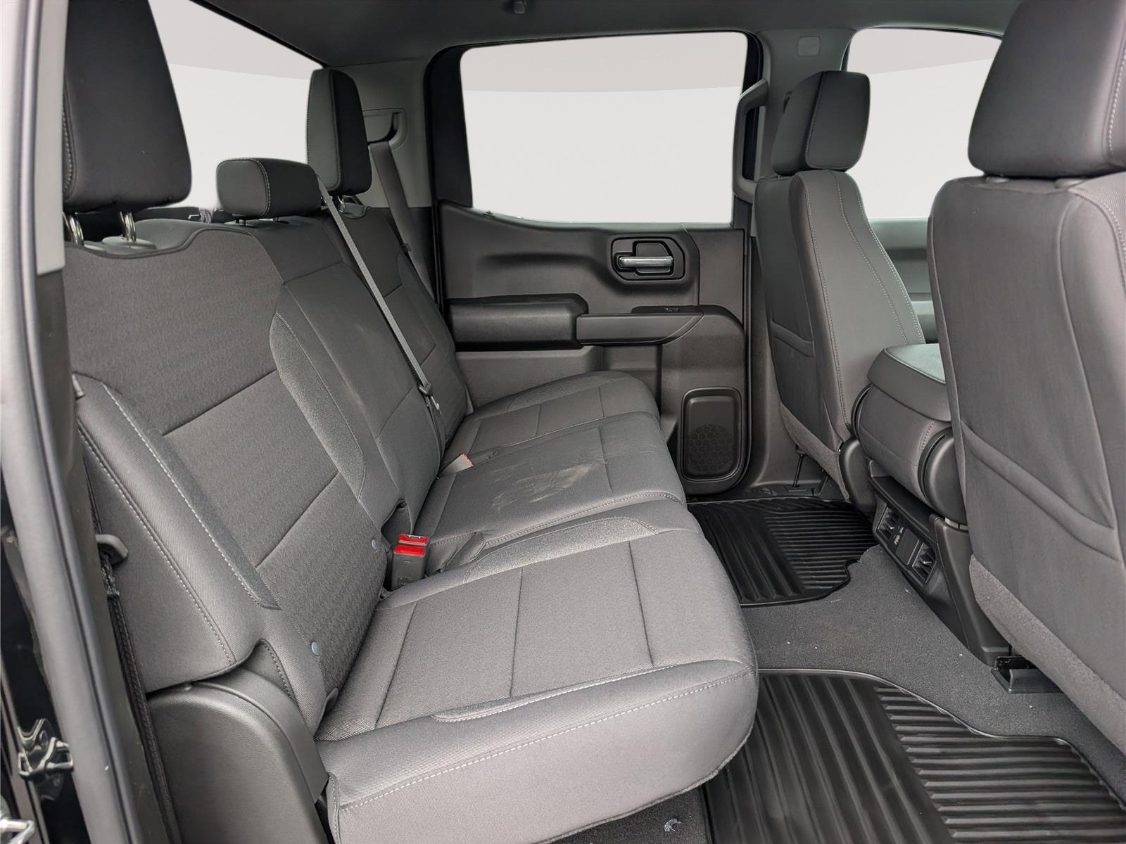 New 2026 Chevrolet Silverado 1500 Custom Trail Boss w/ Turbomax Blackout Package AWD/4WD image 10