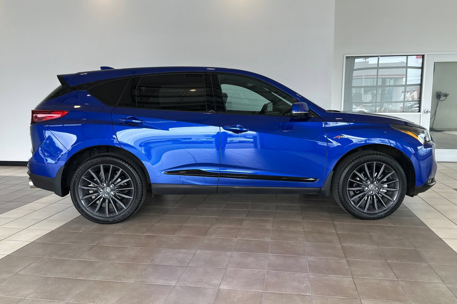 Used 2023 Acura RDX A-Spec AWD/4WD image 3
