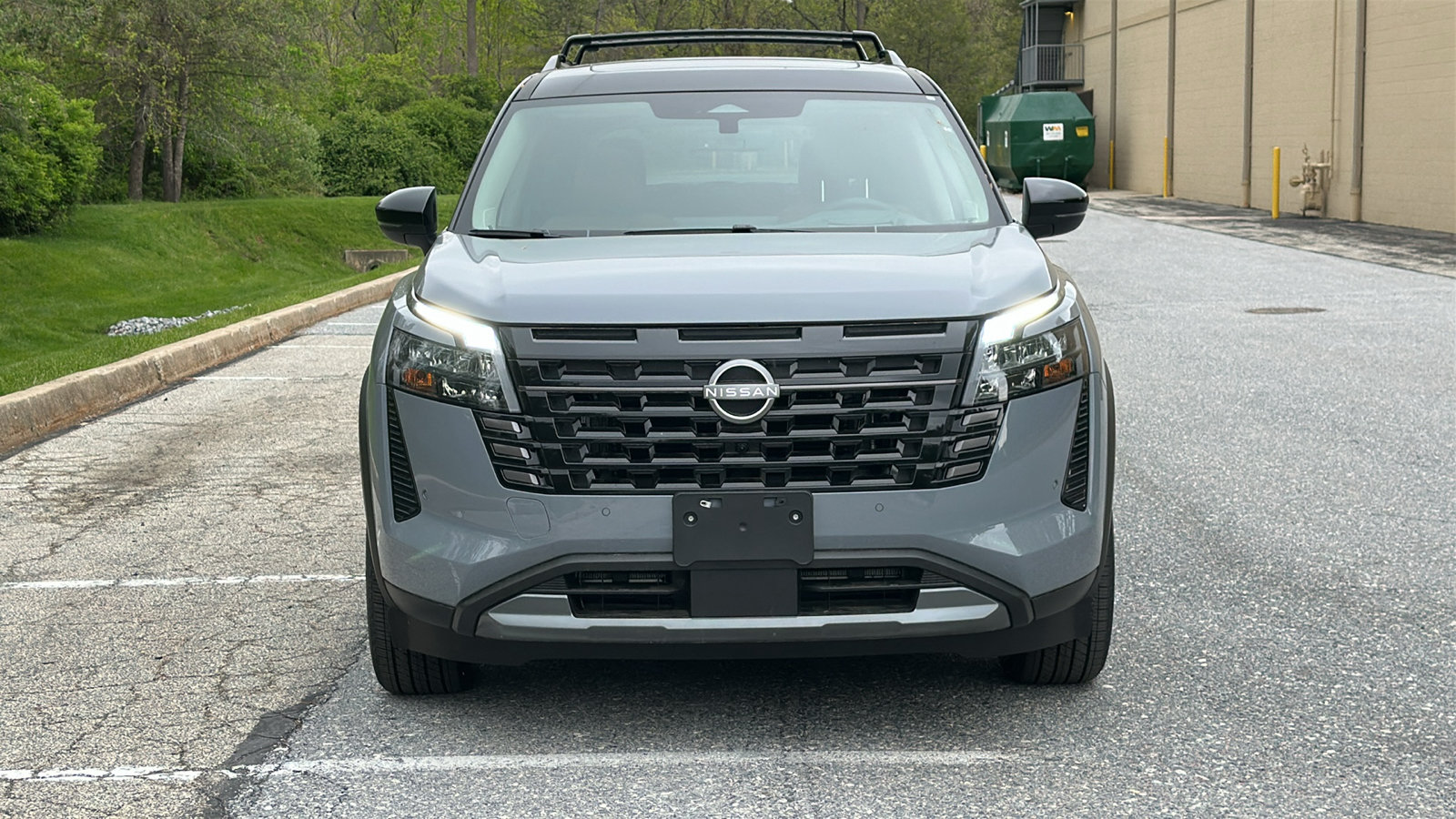 New 2026 Nissan Pathfinder Platinum AWD/4WD image 3