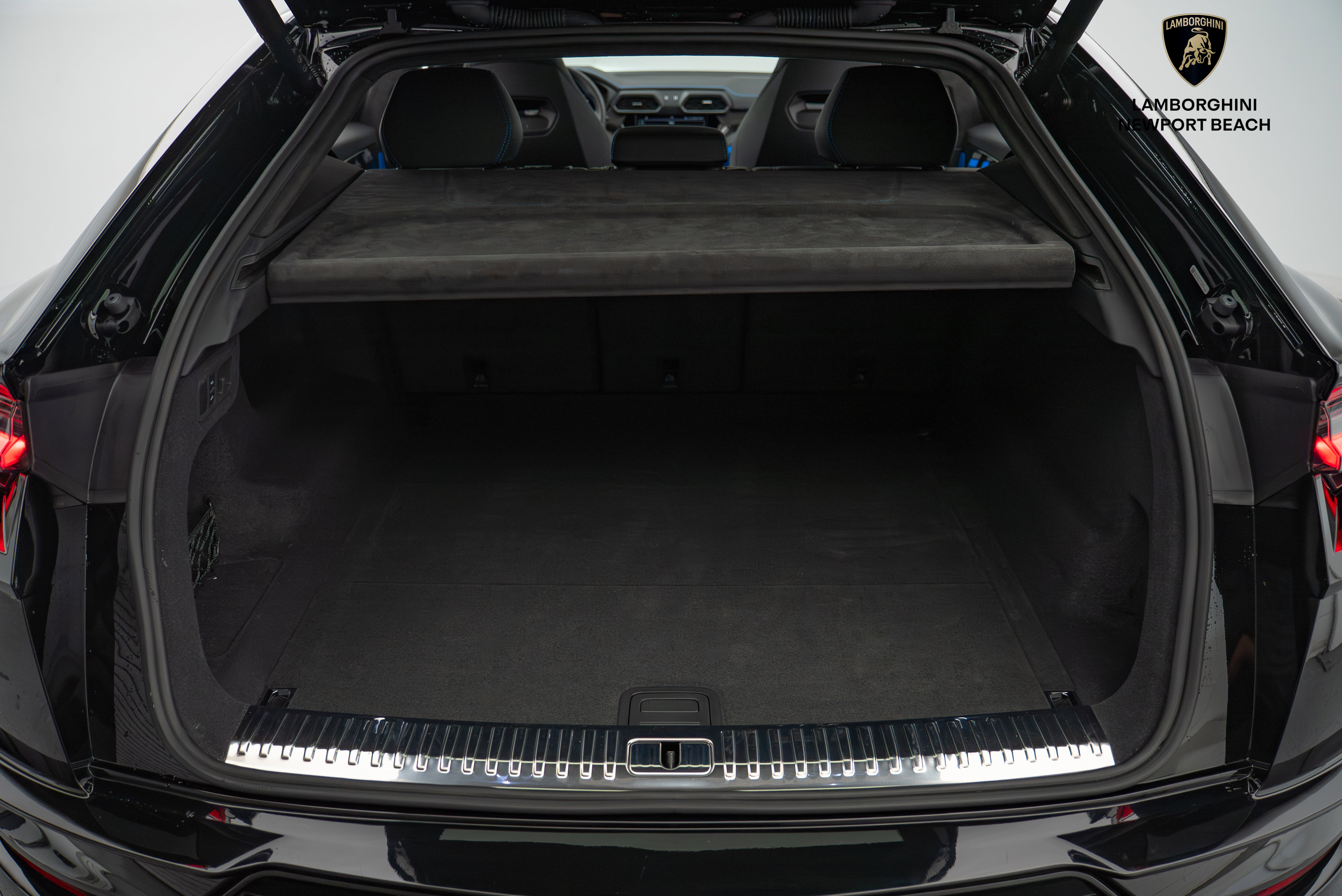 Used 2024 Lamborghini Urus S image 16