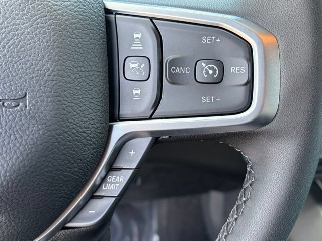 New 2026 RAM 2500 Big Horn AWD/4WD image 17