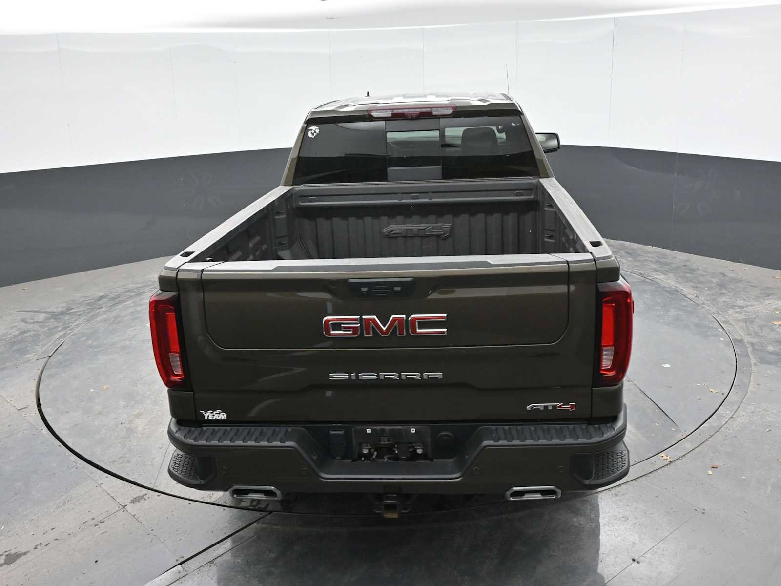 Used 2023 GMC Sierra 1500 AT4 w/ AT4 Premium Package AWD/4WD image 37