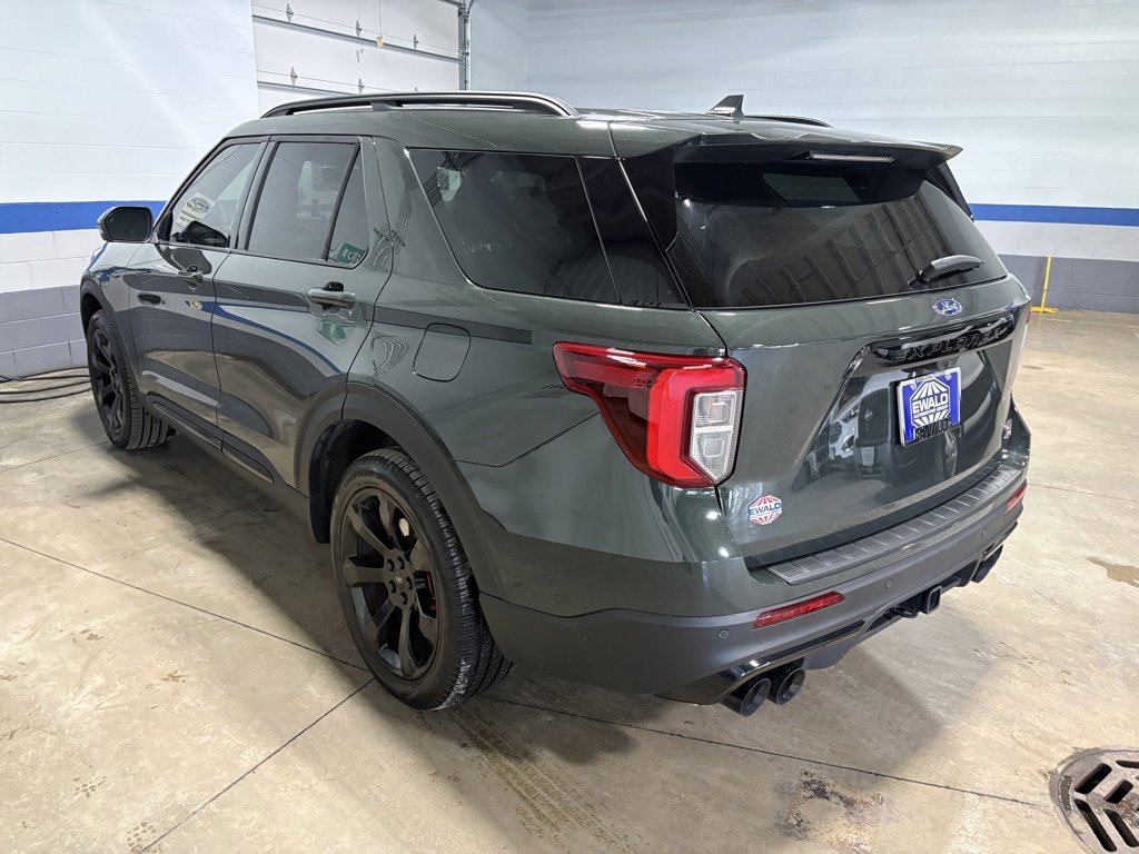 Used 2023 Ford Explorer ST w/ Equipment Group 401A image 8