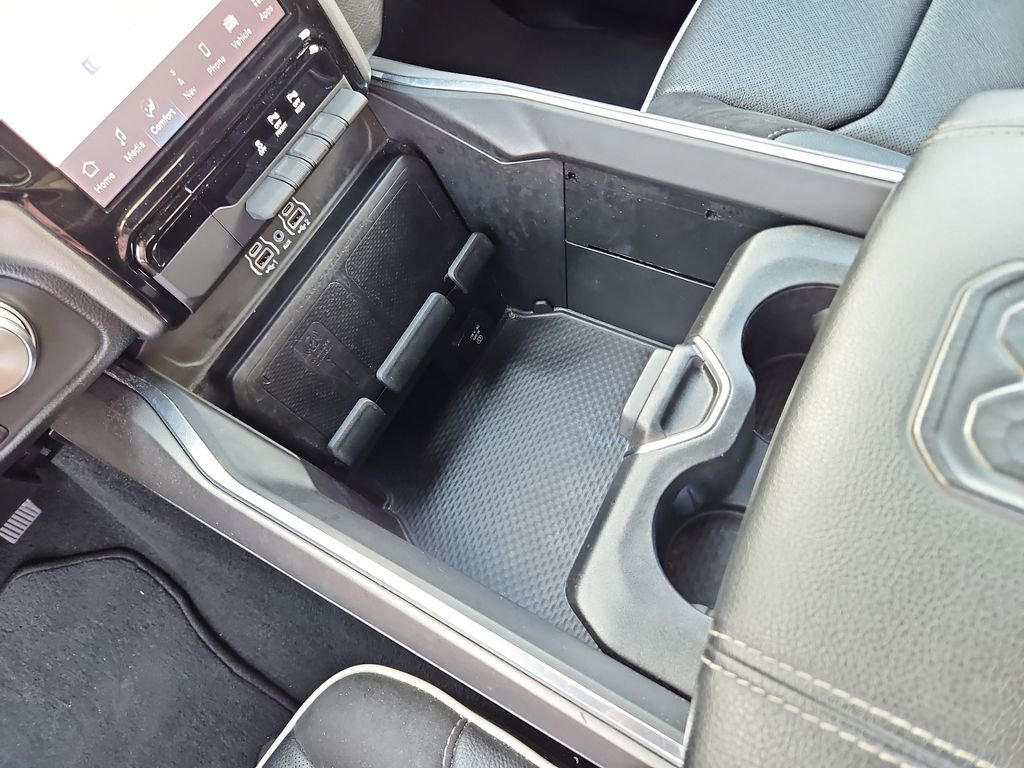 Used 2025 RAM 1500 Laramie image 22