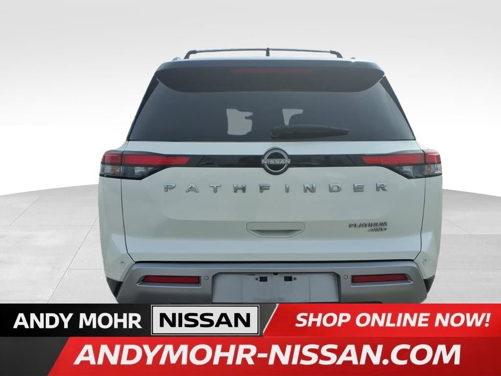 Used 2024 Nissan Pathfinder Platinum image 7