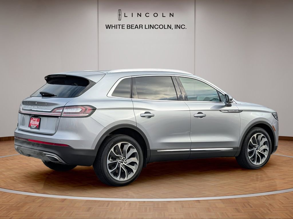 Certified 2023 Lincoln Nautilus Reserve w/ Luxury Package image 5