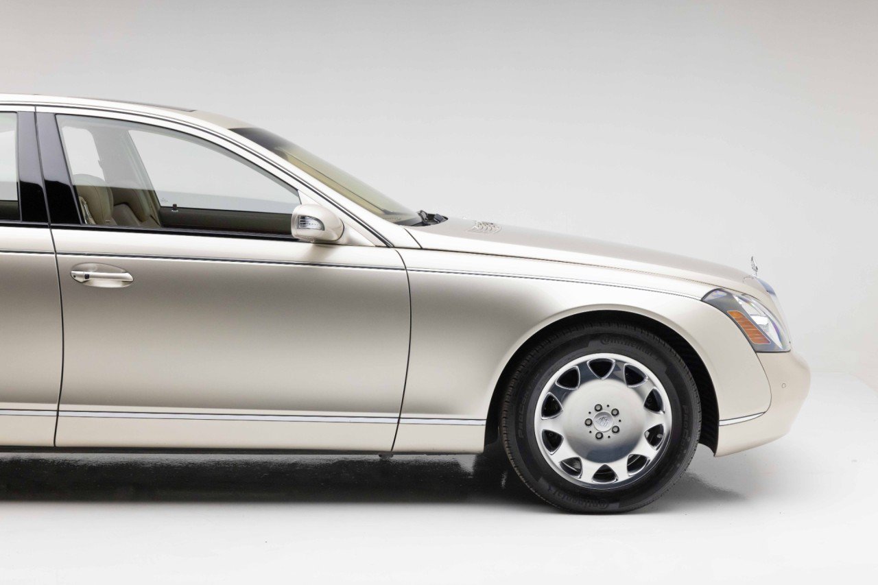 Used 2004 Maybach 57 RWD image 23