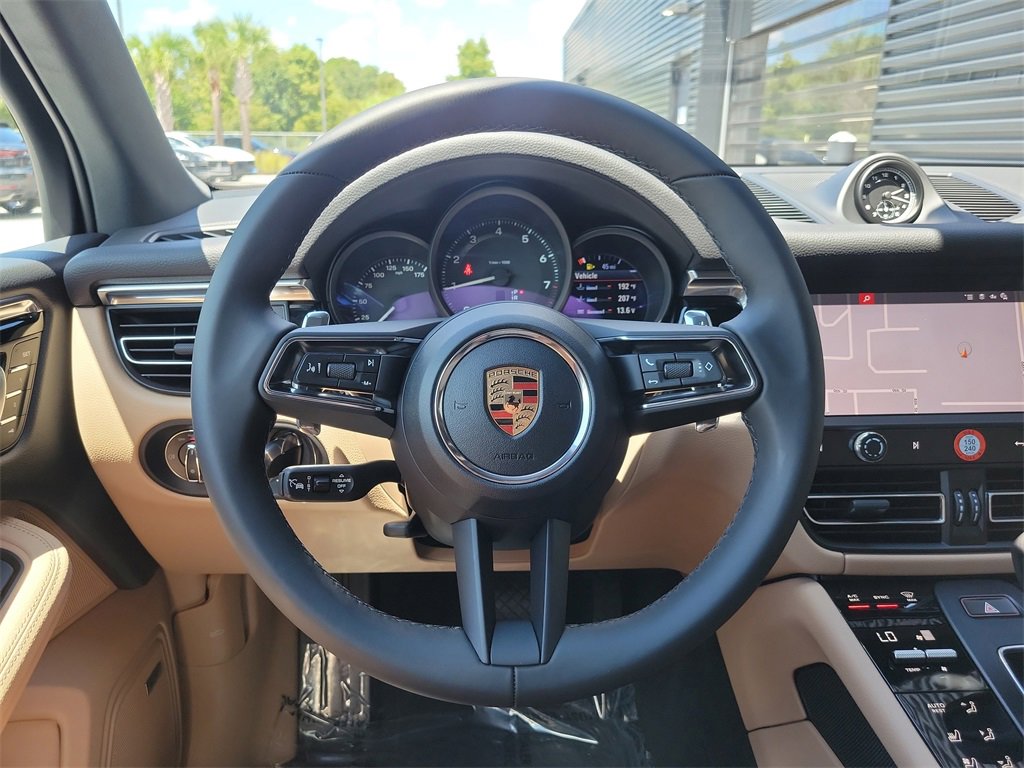 New 2026 Porsche Macan image 37