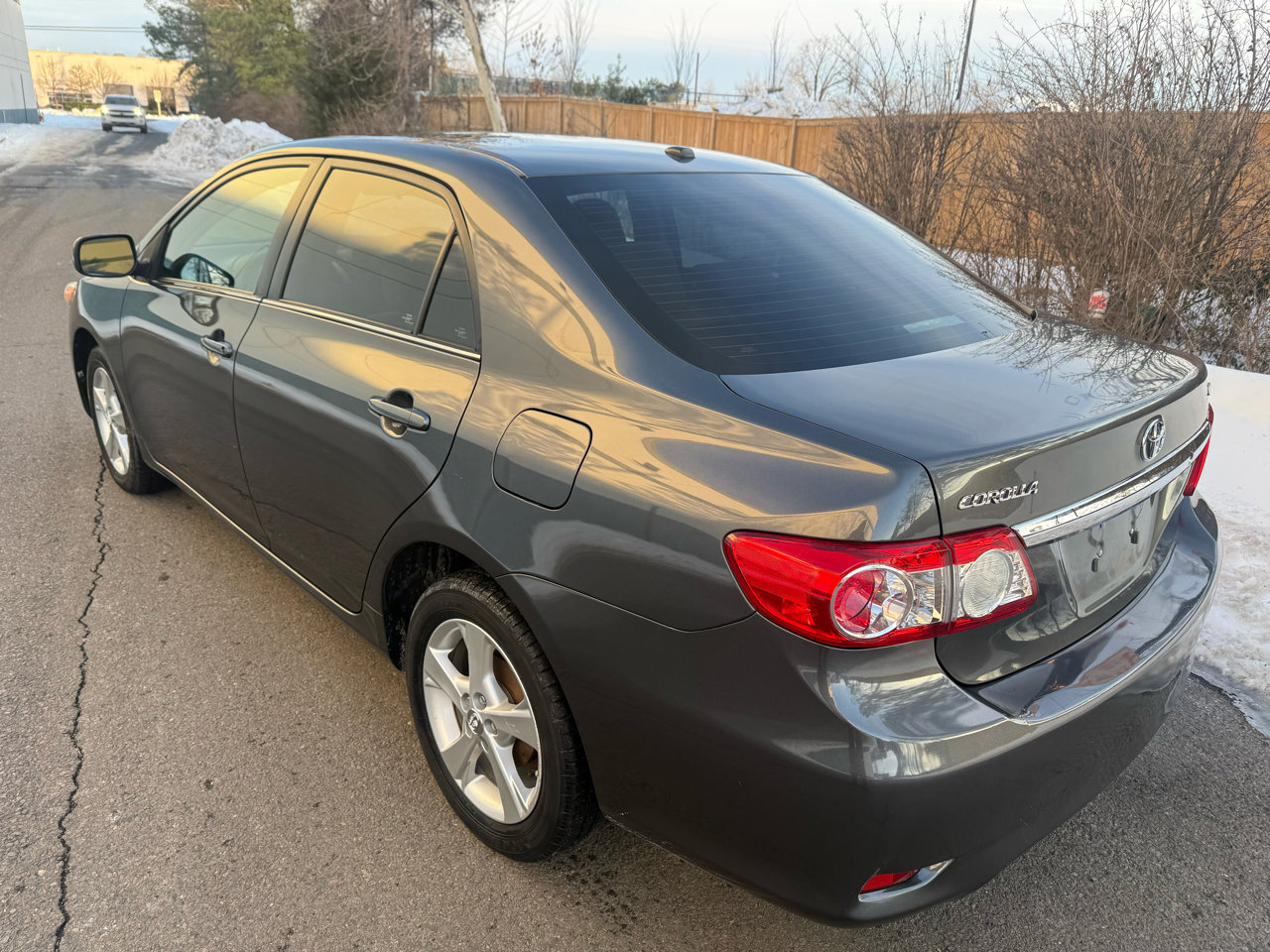 Used 2013 Toyota Corolla LE Special Edition image 3