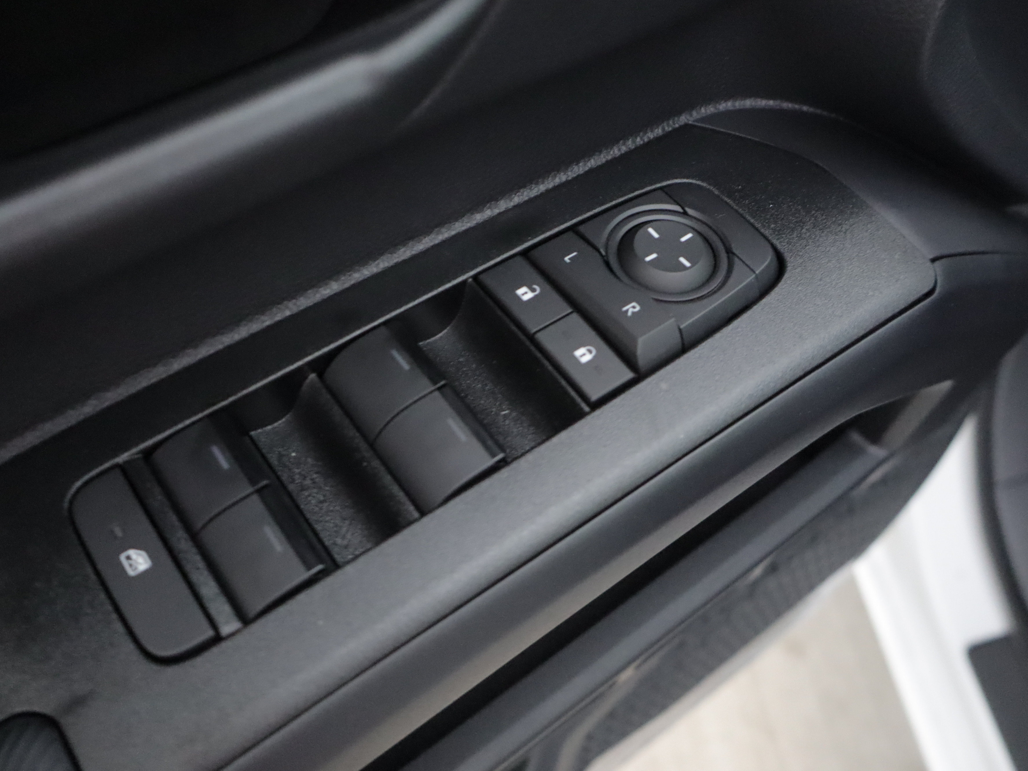 New 2026 Toyota 4Runner SR5 RWD image 12