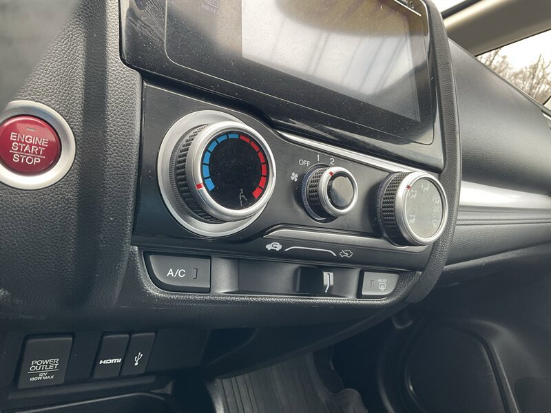 Used 2015 Honda Fit EX image 34