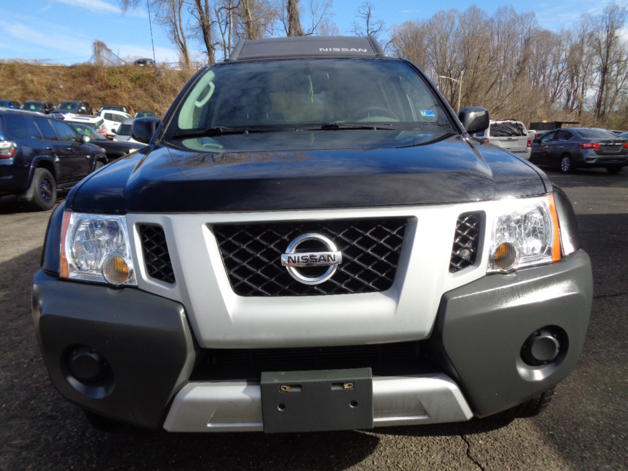Used 2011 Nissan Xterra S image 2